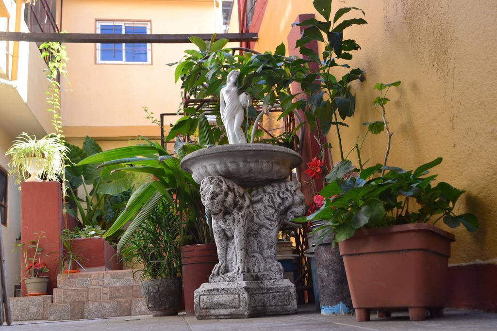 Hotel Casona La Boheme บัวโนสไอเรส ภายนอก รูปภาพ